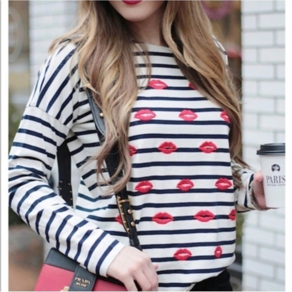 J Crew striped top with embroidered lips. Size small.